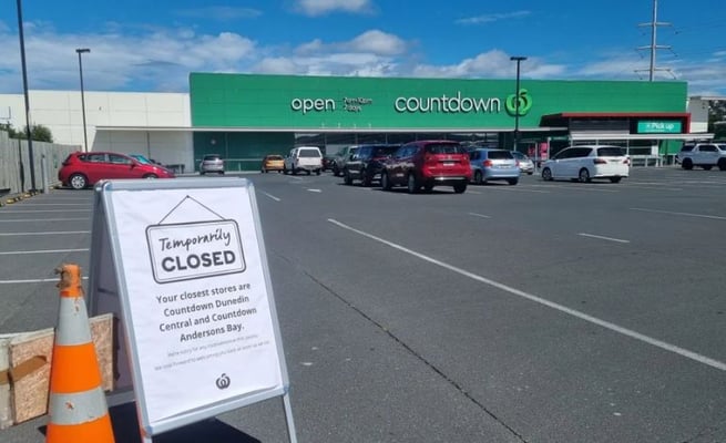 No rats have been seen or caught over the last two nights at an infested Dunedin store, Woolworths says.