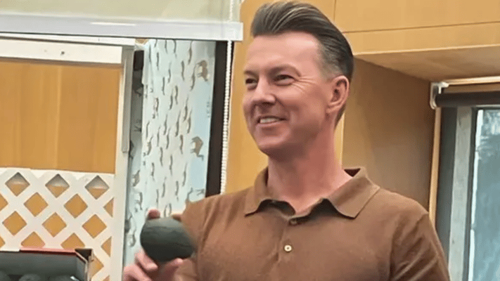 Brett Lee Joins Avocados Australia in Their Flavorful Entry into India's Fresh Fruit Market