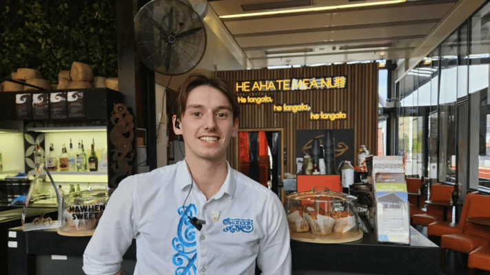 A Wellington cafe is offering customers the chance to save money by using a little bit of te reo Māori - something which could help the normalisation of the language.