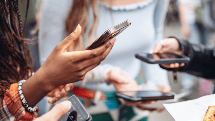 The member’s bill, introduced by National Party MP for Tukituki Catherine Wedd, proposes raising the age limit for accessing platforms 