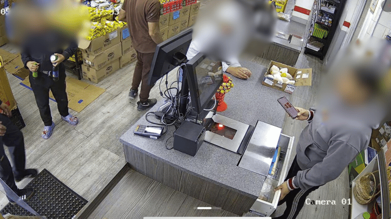 Kiwi-Indian Owner Alerts Stores About Children Taking Items Without Paying
