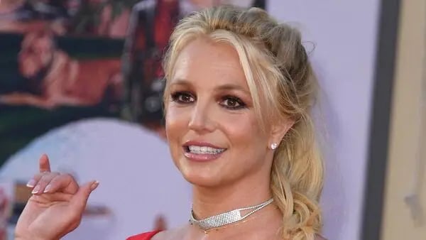 Britney enters substance abuse treatment facility