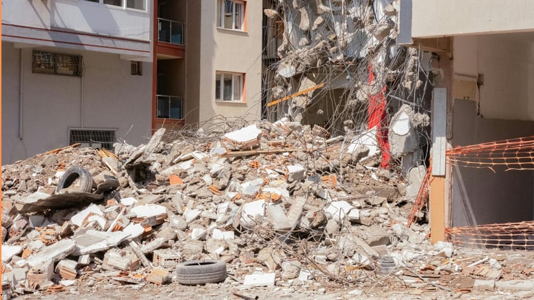 At least 15 dead after powerful earthquake strikes southern Philippines