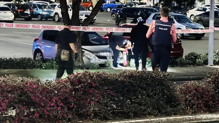 Police have confirmed they shot one person dead at Sylvia Park mall following reports of a rifle theft in Penrose. 