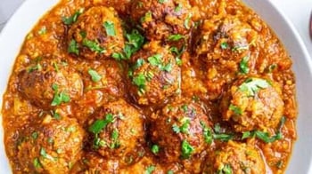 Ghiya Kofta Curry: Soft dumplings in a creamy gravy