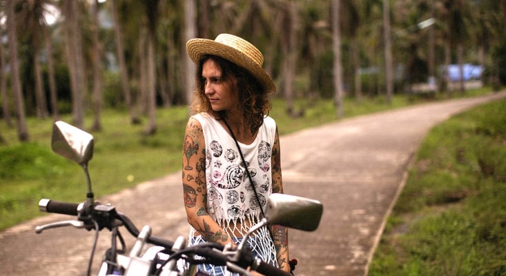 What happens when bohemian romance meets motorcycle attitude? You get Moto Boho — one of fashion’s coolest style contradictions.