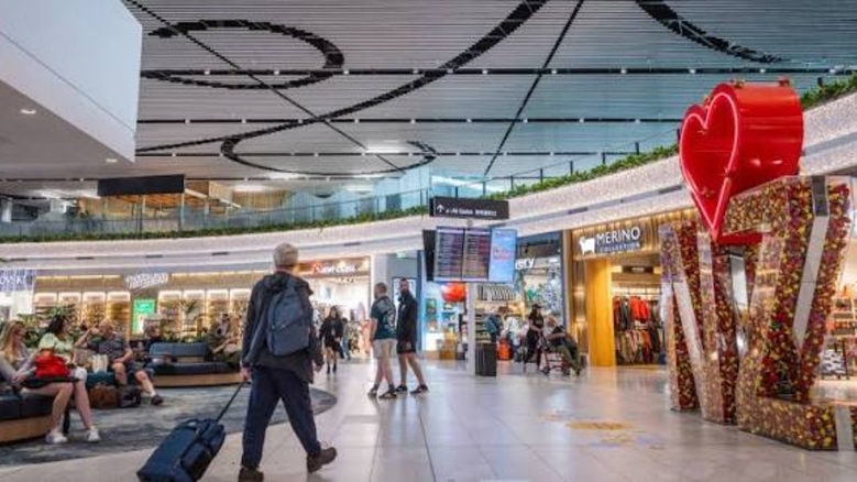 Auckland Airport to change security, passport control order for international travellers