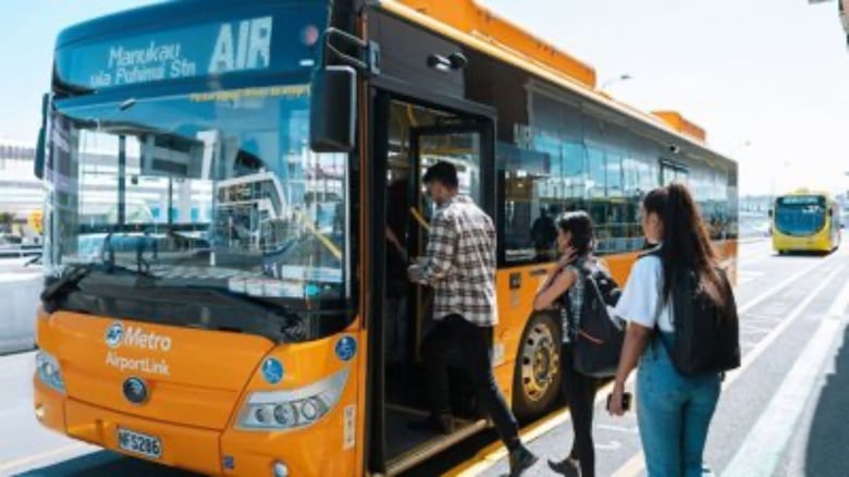 Man arrested after alleged assault on Auckland bus