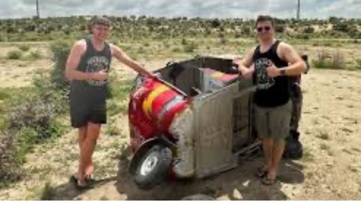 Kiwi Adventurer Driving Across India in a Tuk Tuk to Save NZ’s Aviation Icon