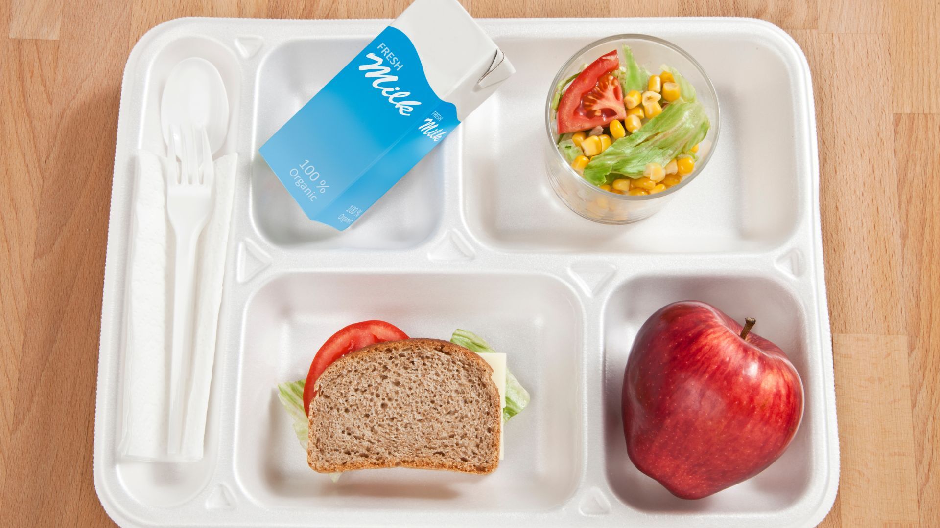 Greens promise to restore and expand school lunch programme