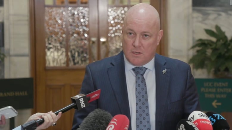 New Zealand's&nbsp;fuel stocks&nbsp;drop but remain stable