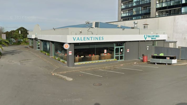 Norovirus outbreak at buffet restaurant leaves 15 people ill