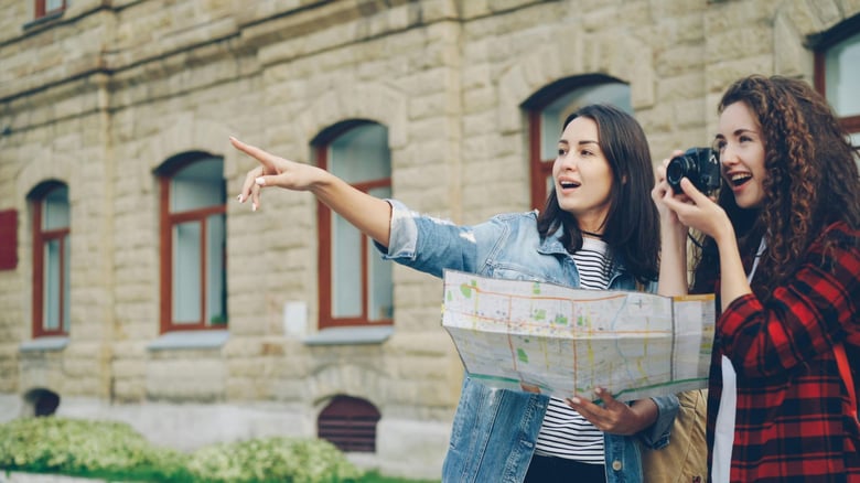 Rediscover your city like a tourist: The weekend challenge you didn't know you needed