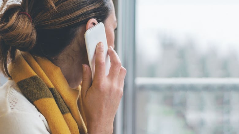 Your&nbsp;Sunday reminder: A&nbsp;call home&nbsp;can make your parents’ day