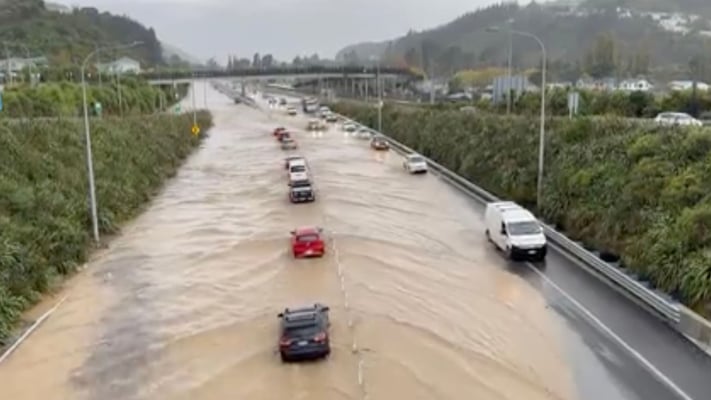 Heavy rain, reports of flooding in lower North Island