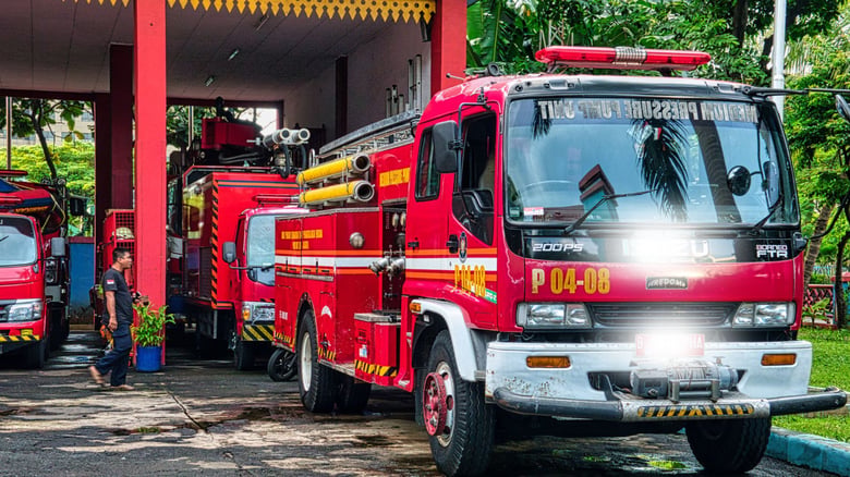 Fire Truck Rolls While Responding To Manawatū Vegetation Fire, Three Injured