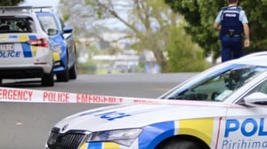 Schools in&nbsp;South Auckland&nbsp;placed under lockdown amid police investigation