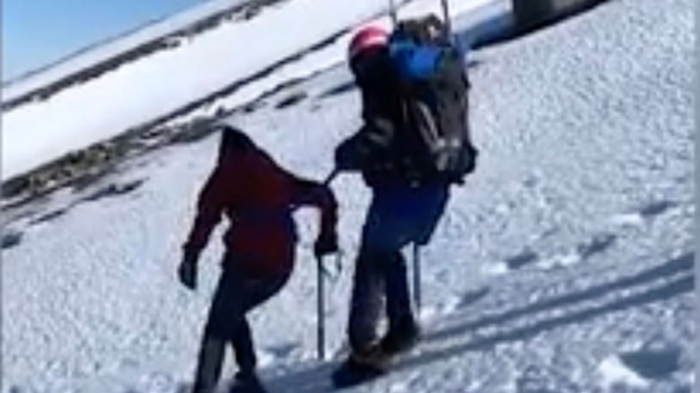 Police issue warning after tourists risk lives for Mt Taranaki photos