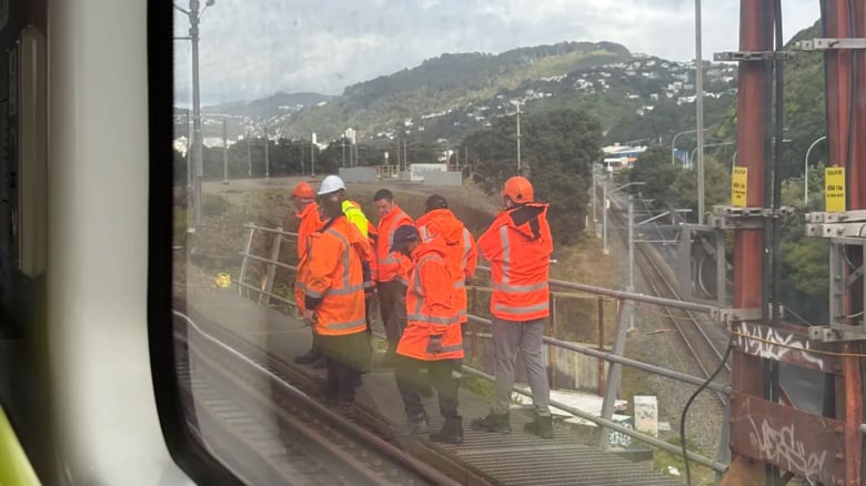Stranded Wellington Train Passengers Given ‘Toilet Supplies’ During Long Wait