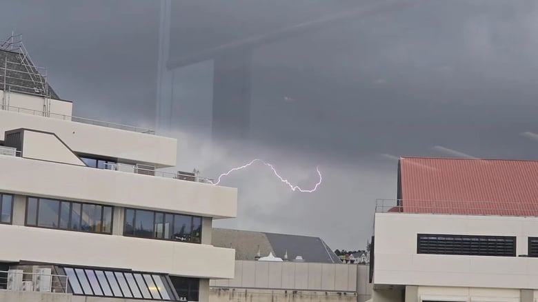 Severe thunder & hailstorm warnings sweep across parts of NZ