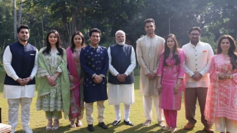 Sachin Tendulkar Invites Pm Modi To Arjun Tendulkar’s Wedding