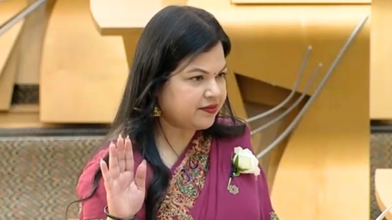 Fiji-born Simita Kumar elected as Member of Scottish Parliament; Takes oath in Hindi & English