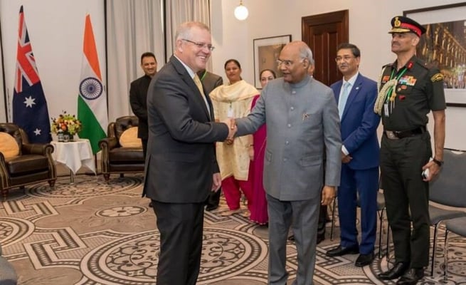 Indian President in Australia, unveils Gandhi statue