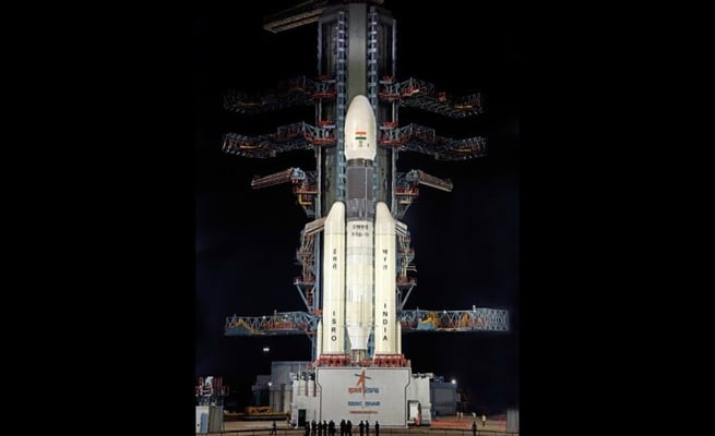 Moonshot 2: India's 'Bahubali' rocket lifts off with Chandrayaan-2