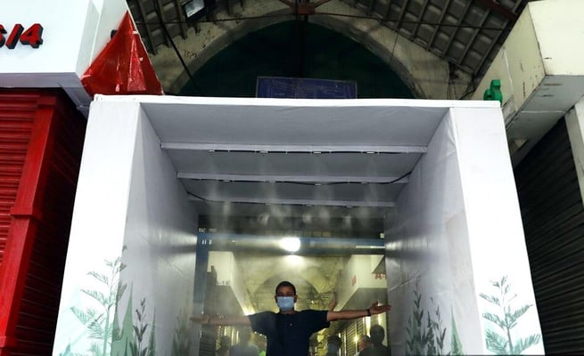 Kolkata gets a disinfectant tunnel
