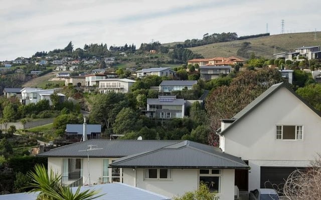 Returning New Zealanders may hold key to house prices - QV