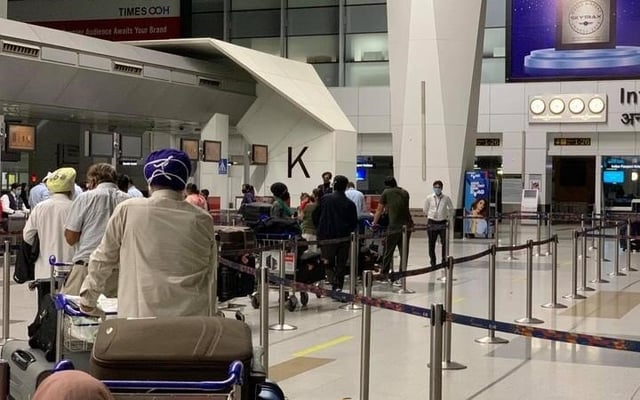 More than 400 New Zealanders desperate to get home from India