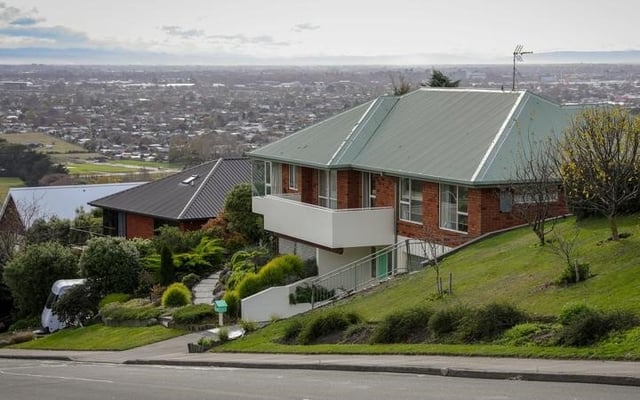 Will the house prices fall? Experts, home buyers not convinced