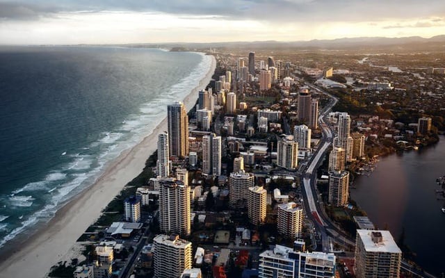 Queensland opens borders to New Zealand