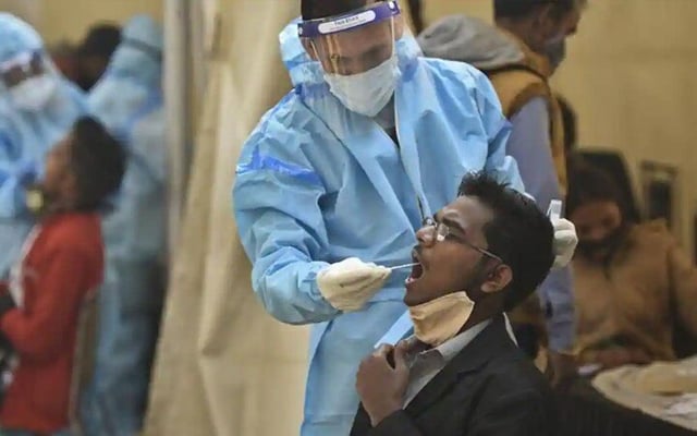 Not close to herd immunity yet, threat of 2nd wave in India still lingers: Experts
