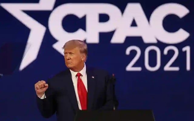 Trump hints at 2024 run, attacks Republicans