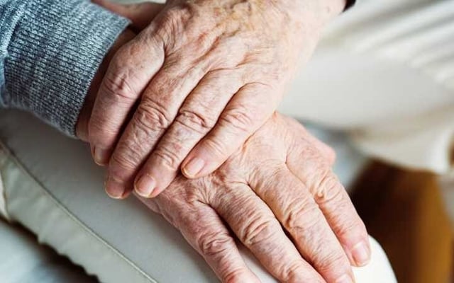 Handling loneliness in elderly community