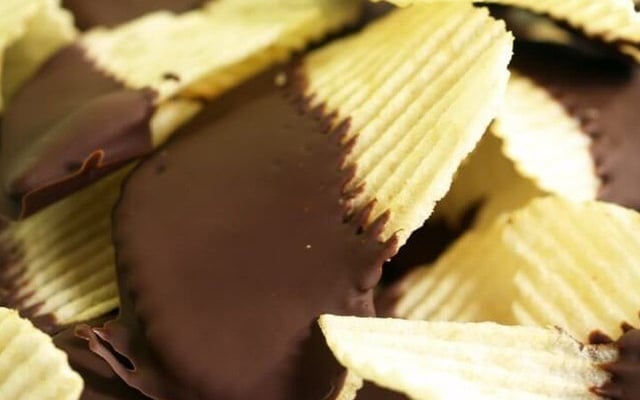 Why eating potato chips, chocolates may harm your kidneys
