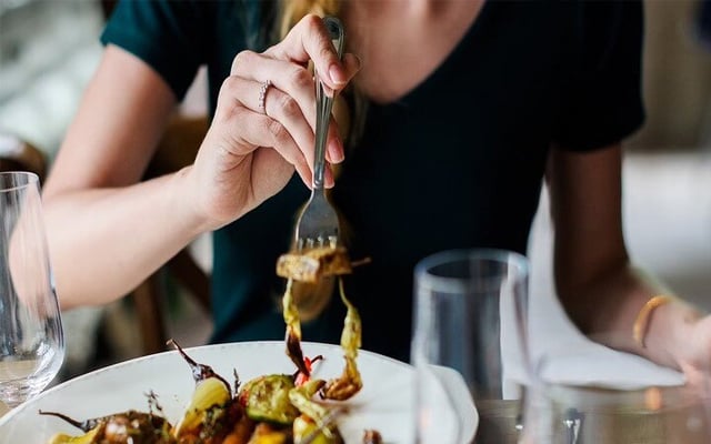 Covid pandemic linked to 6 unhealthy eating behaviours