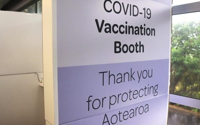Auckland Covid-19 mass vaccination: Health officials scramble to fill places