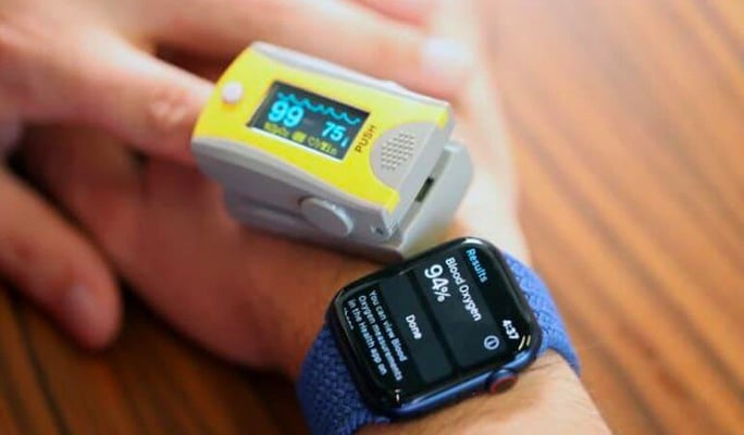 Apple Watch Series 6 oximeter 'reliable' for lung disease patients: Study