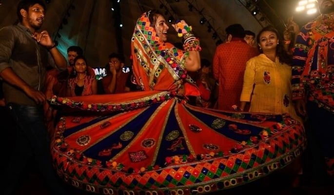Mumbai: Navratri Garba party busted in Santacruz