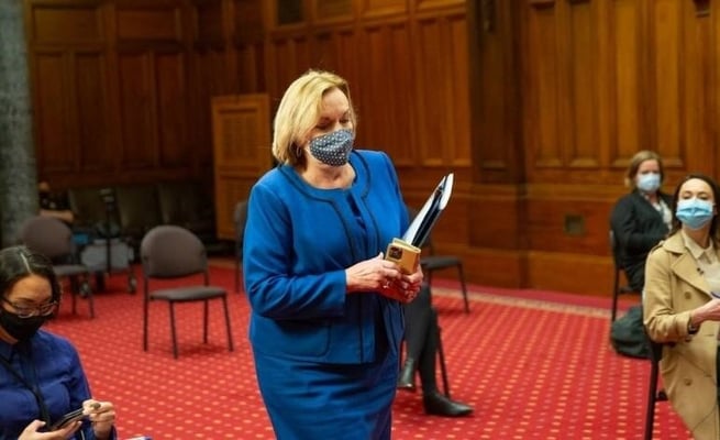 National's caucus meeting drags on