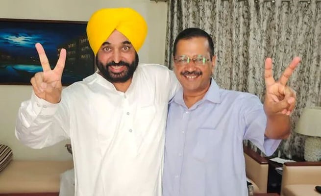 AAP's oath-taking of Punjab cabinet in Bhagat Singh's ancestral village