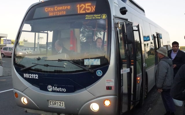 Auckland Transport cuts hundreds of bus trips from timetable due to driver shortage