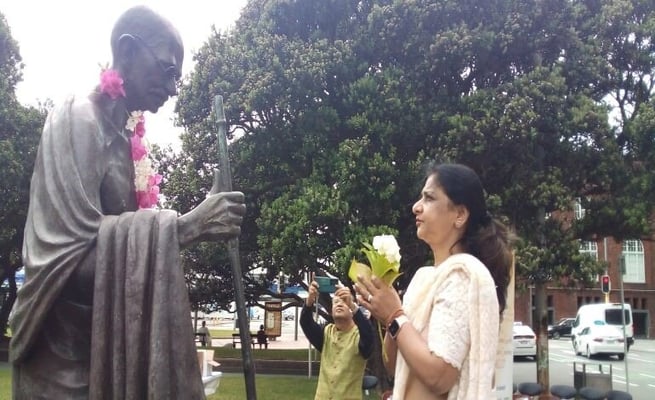 Homage paid to Gandhi on Martyrs’ Day