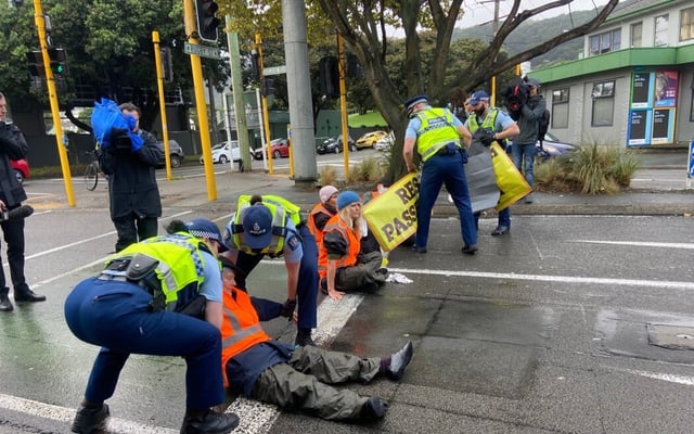 Protesters block Wellington traffic for second time in a week