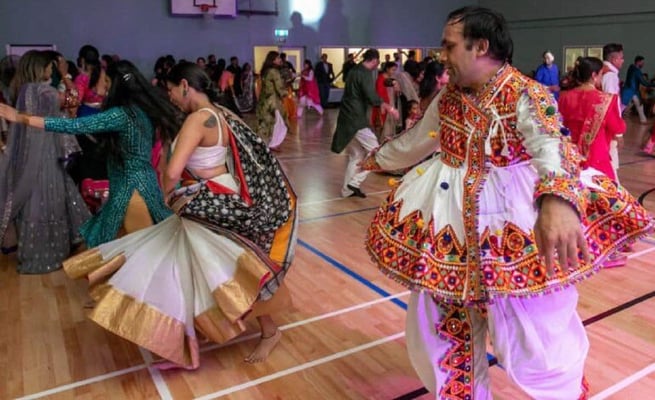 Vibrant colours, music, and food on display at Garba and Dandiya Night 2023