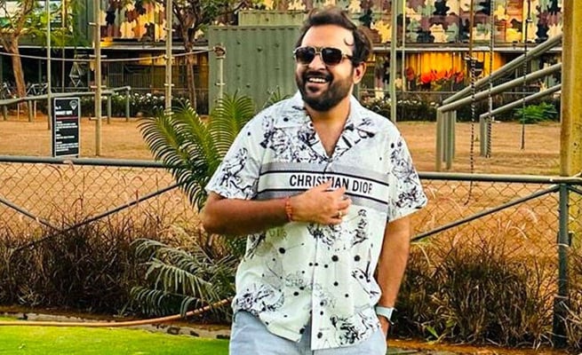 Nikhil Chandwani now world's most-read longform writer on Instagram