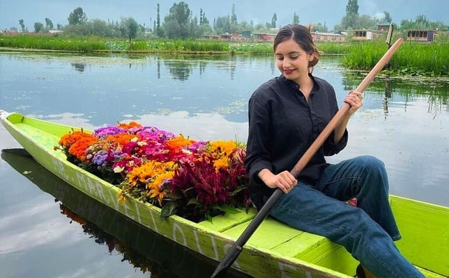 Kashmir's rising star: Muteena Rajput makes waves in Bollywood