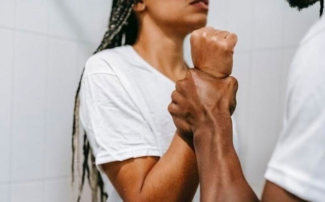 5 signs that you are in an abusive marriage